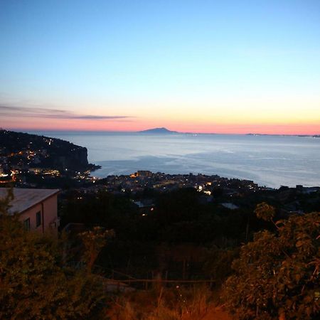 Casa Francy Stanza Privata Villa Vico Equense Eksteriør billede